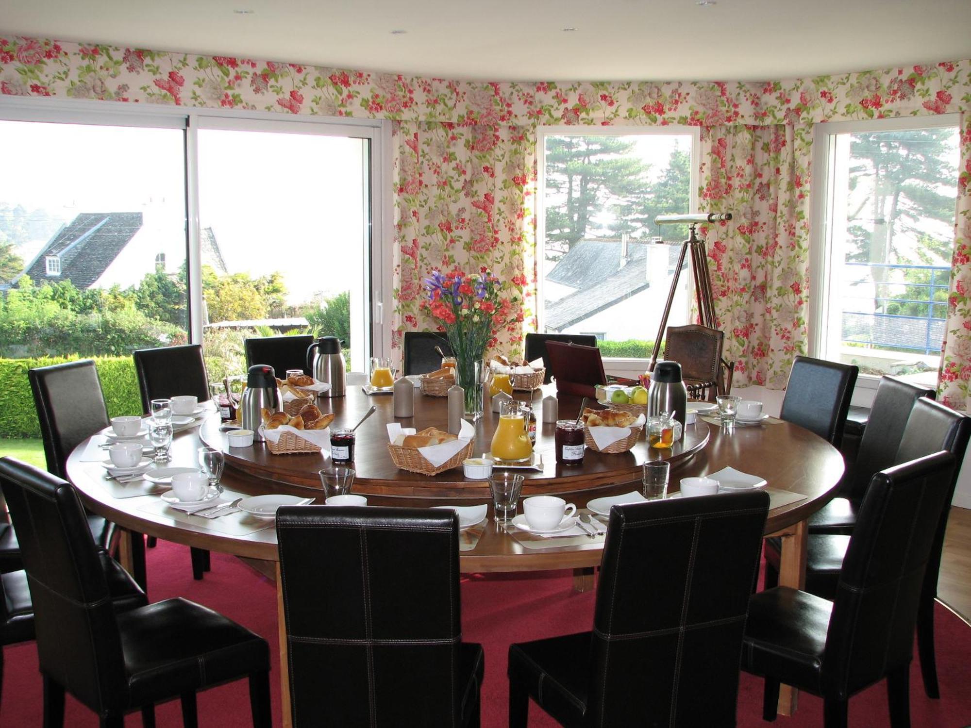L'Escale Evel Er Ger Bed & Breakfast Locquirec Ngoại thất bức ảnh