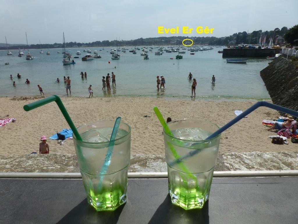 L'Escale Evel Er Ger Bed & Breakfast Locquirec Ngoại thất bức ảnh
